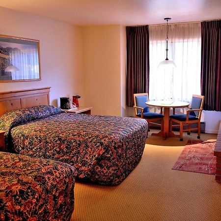 Pacific Gardens Inn Pacific Grove Extérieur photo