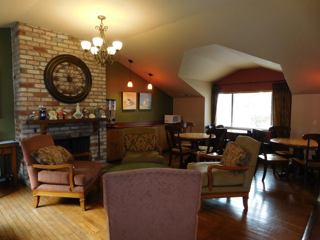 Pacific Gardens Inn Pacific Grove Extérieur photo